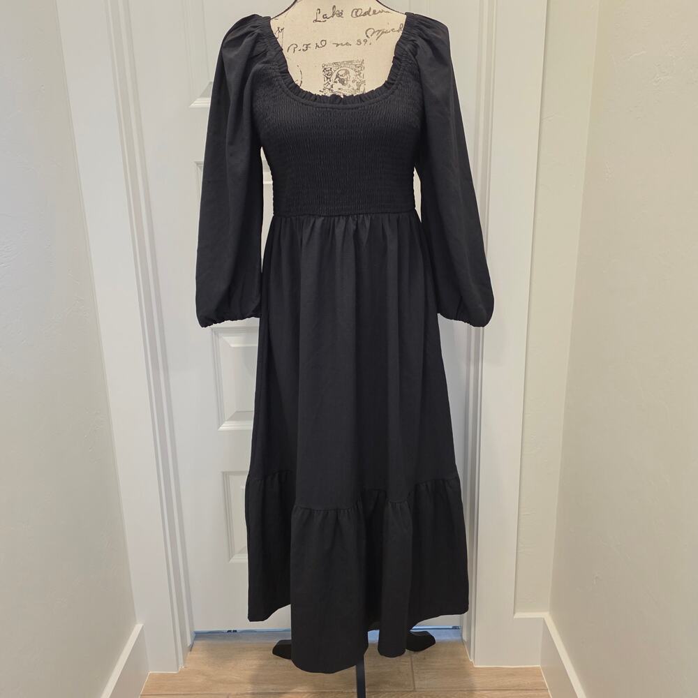 Pomander Place Hannah Dress Womens M Black Smocked Puff Sleeve Tiered Midi